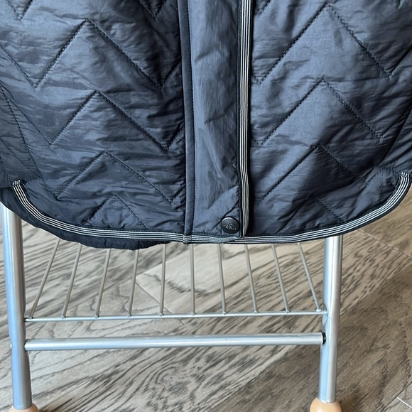 NWOT - North Face light jacket size S - Picture 7 of 15